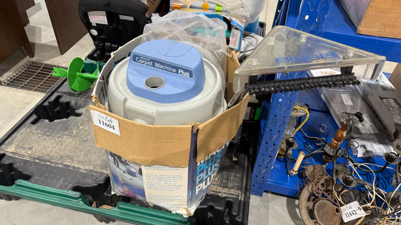 Bissell Carpet Plus Model M-1630C Vacuum