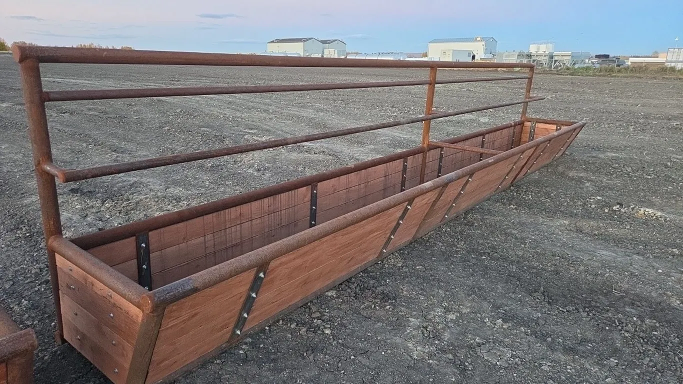 25 Foot Bunk Line Feeder (Unused)