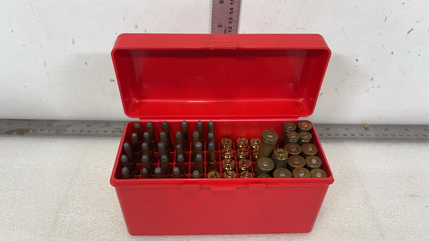 Case-Gard Box w/ Various Types of Ammo *Unreserved*
