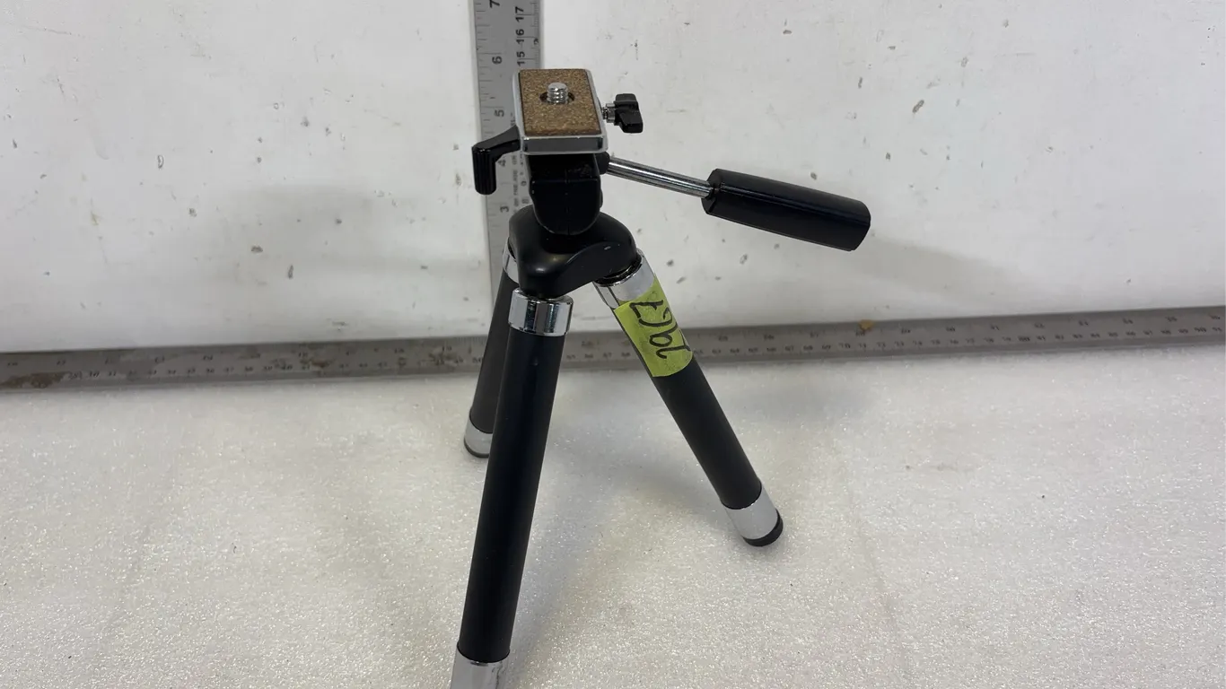 Crown Tripod Mount, Approx. 9" *Unreserved*