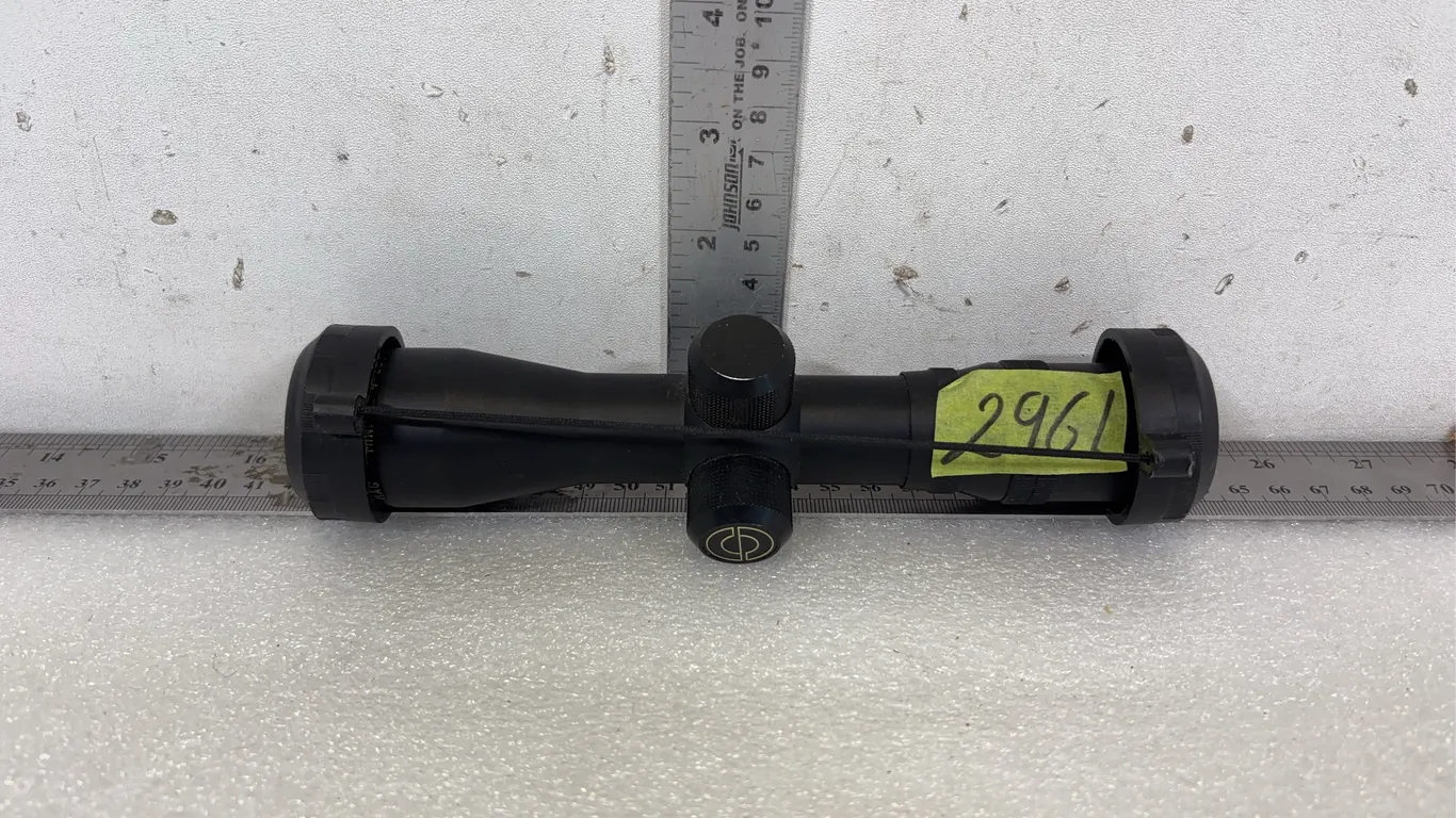 Simmons .22 Mag Mini 4x28 1031 Scope, Approx. 8"x2" *Unreserved*