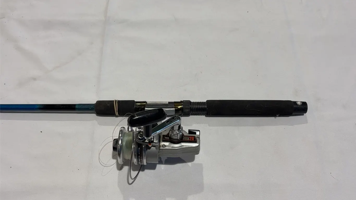 Silstar Neon NX-60SP 6' Rod w/ Shimano GF20 Reel *Unreserved*