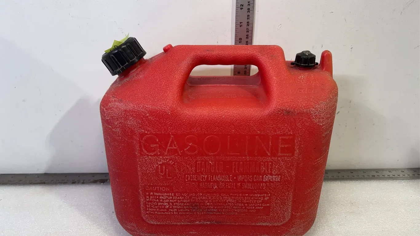 Wedco 9.4L Jerry Can, Approx. 12"x6"x12" *Unreserved*