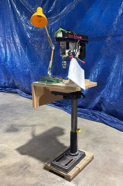 IMC 16 Speed Drill Press Model CH-16N *Unreserved*