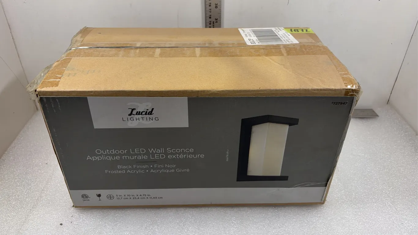 Lucid Lighting Outdoor LED Wall Sconce *Unreserved*