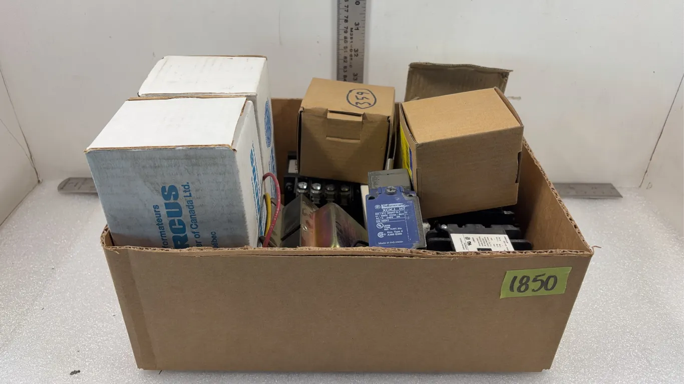 Box of Relay Bases, Contactors, 50VA Transformers *Unreserved*