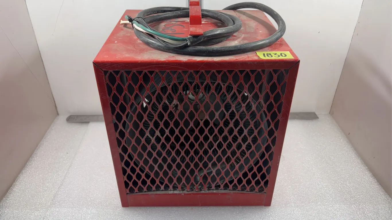 Stelpro PCH4.8 Portable Construction Heater, Approx. 10"x10"x11" *Unreserved*