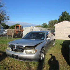 DSS172- 2002 BMW 745 Sedan (CJ)