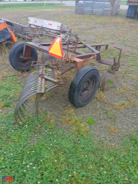 Gravel Road Rake