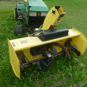 (#11) John Deere 47 Quick Hitch Snowblower