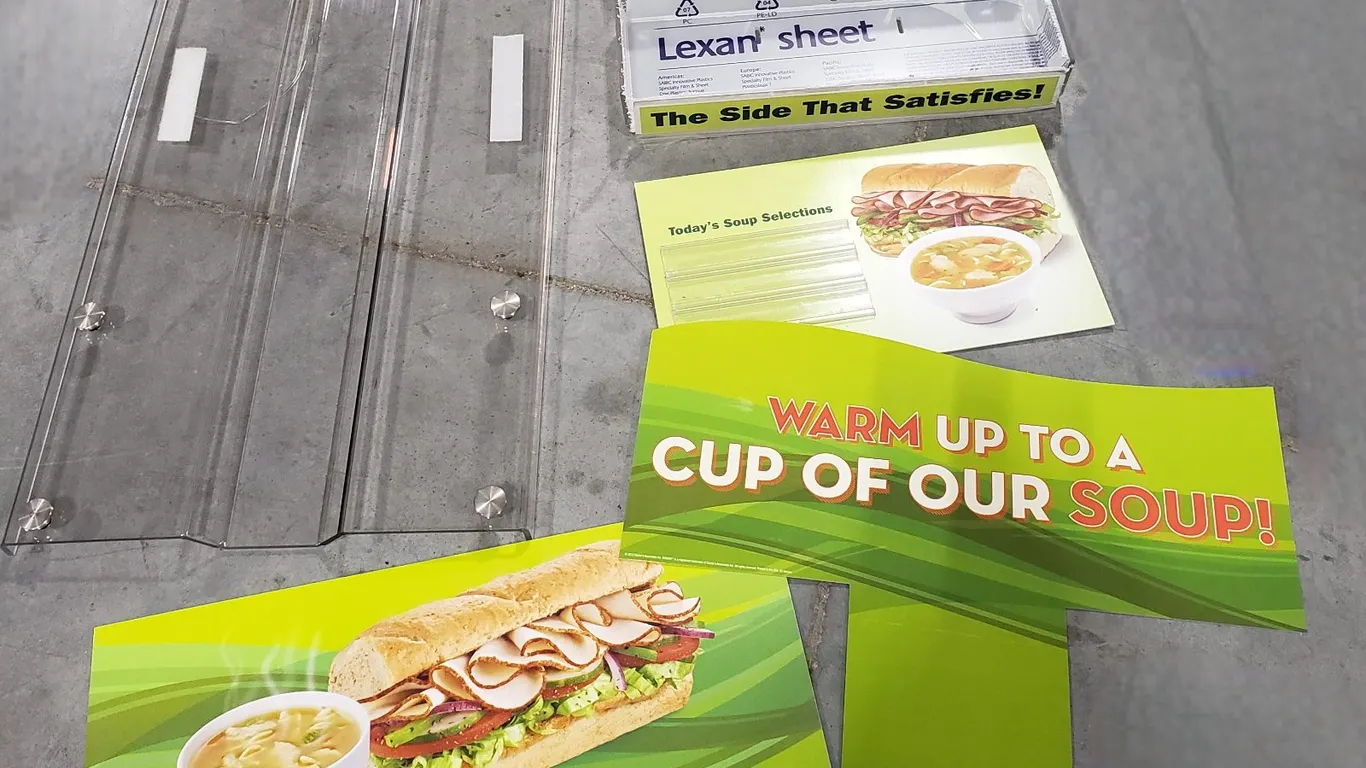 Restaurant Signage & Display