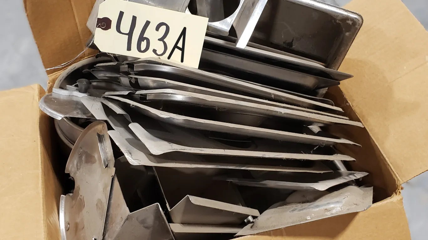 Assorted Metal Food Pans & Lids