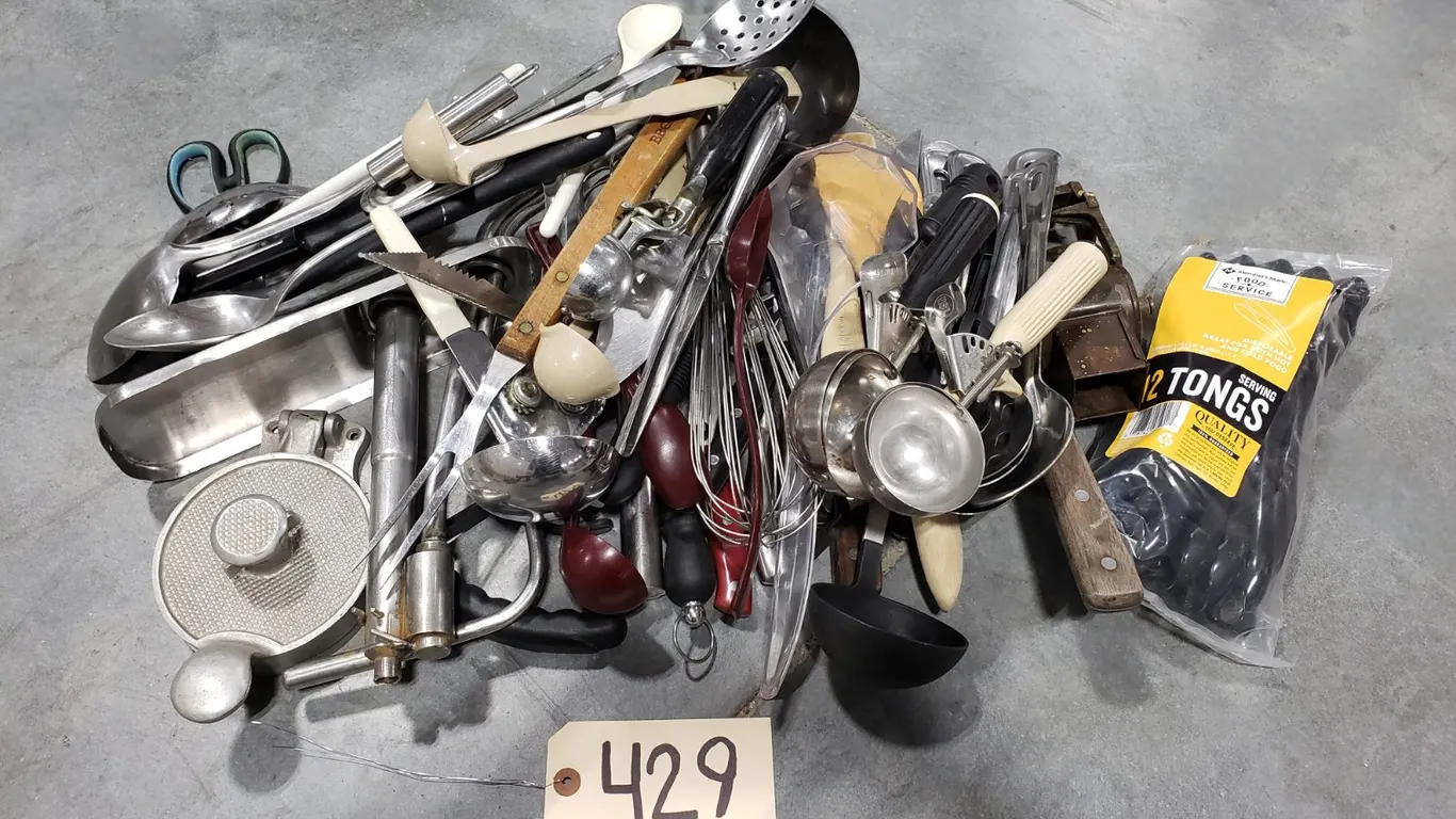 Assorted Kitchen Utensils