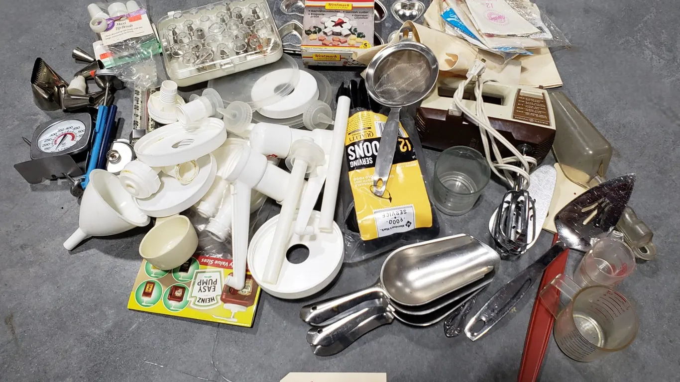 Assorted Kitchen Utensils & Baking Accessories