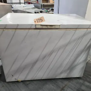 Estate TCF1510AW00 Chest Freezer