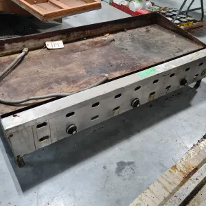 US Range 3-Burner Gas Griddle