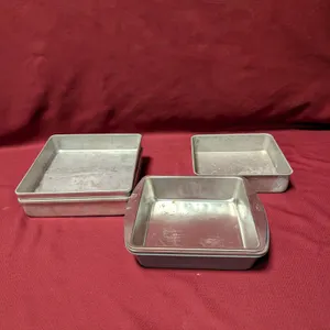 (6)  Square Cake Pans - 8.5" x 8.5" x 2"