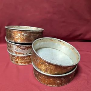 (5)  Round Cake Pans - 9" x 3"