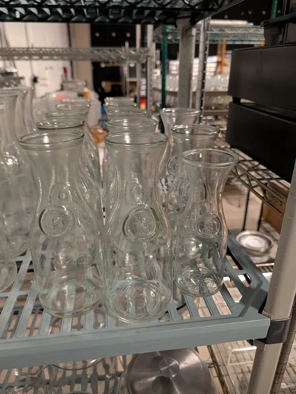 (11) 1 Liter Carafes, (2) .5 Liter Carafes