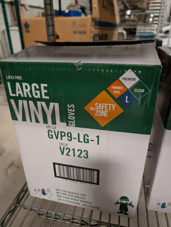 Box of Large Vinyl Gloves - Model # GBP9-LG-1 LG