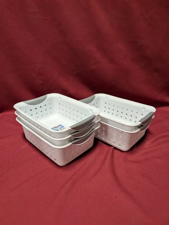 (5) Sterilite Plastic Baskets - 8" x 4"
