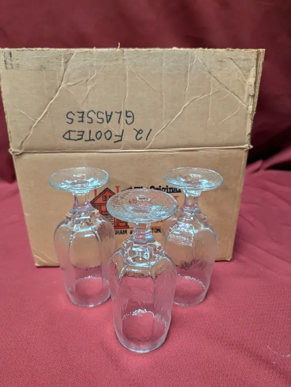 (12) Footed 12 oz Water Glasses
