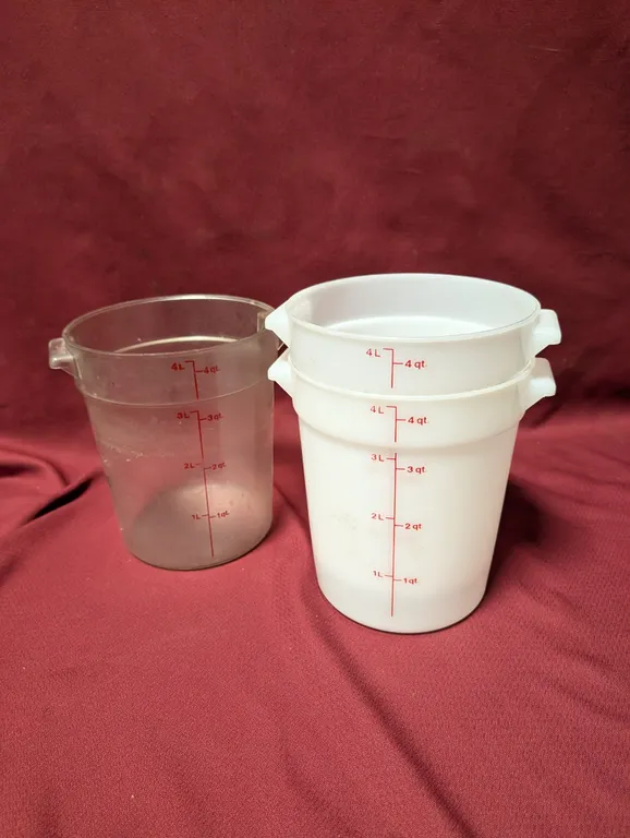 (3) 4qt Polycarbonate Food Containers