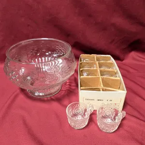 Connie Punch Bowl with 8 Cups