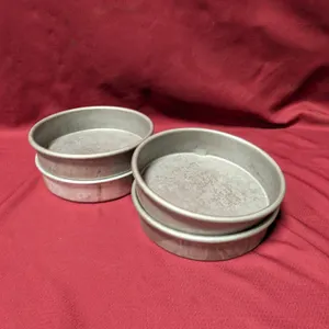 (4)  Aluminum Cake Pans - 8"