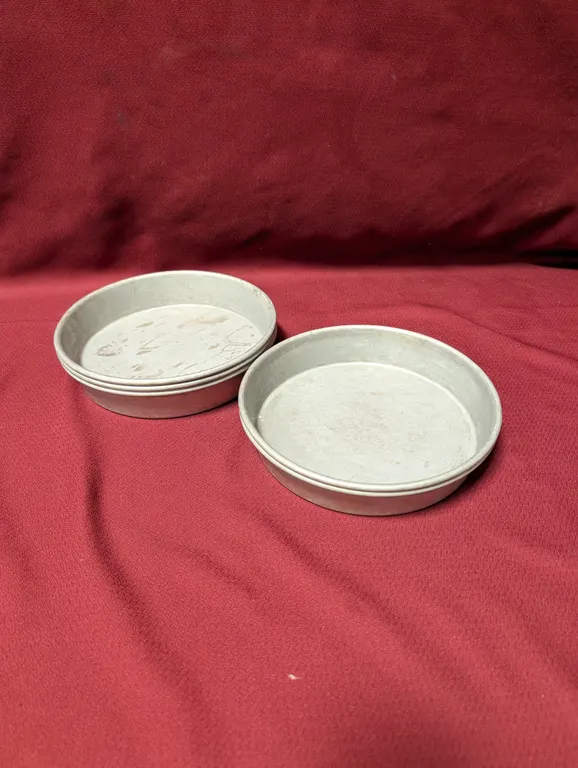 (5) Aluminum Cake Pans - 8"