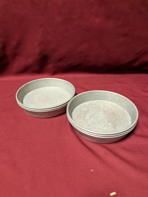 (6) Round Aluminum Cake Pans - 8" x 1.5"