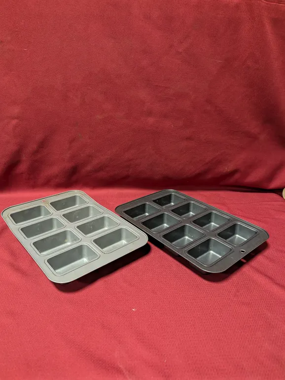 (2) 8 Compartment Mini Loaf Pans