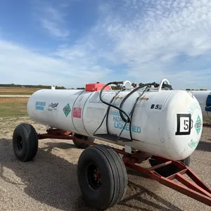 11-14 1450 gallon NH3 tank, 16.5L - 16.1 tires