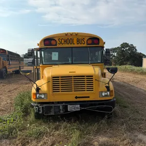 2001 International School Bus - Will Need to be Towed