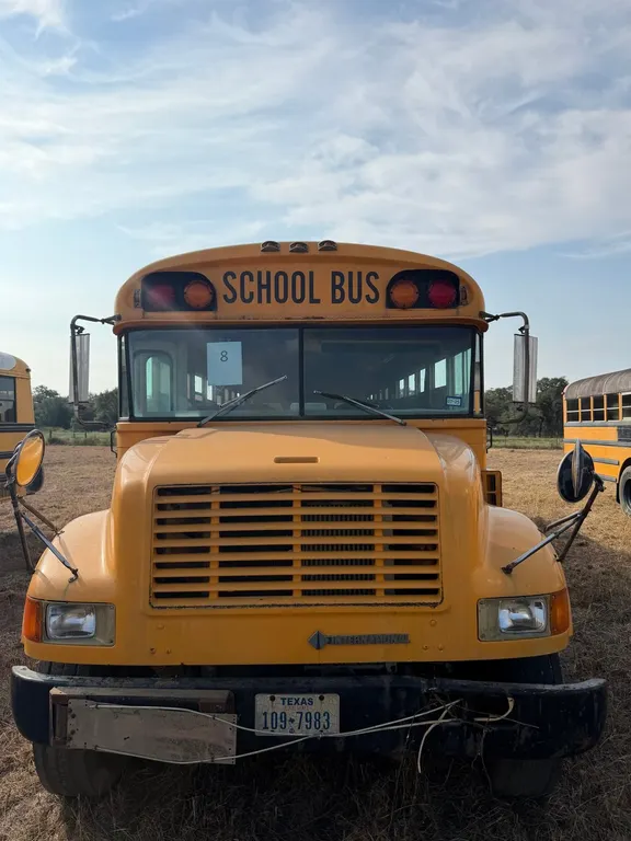 1992 International School Bus - Will Need to be Towed