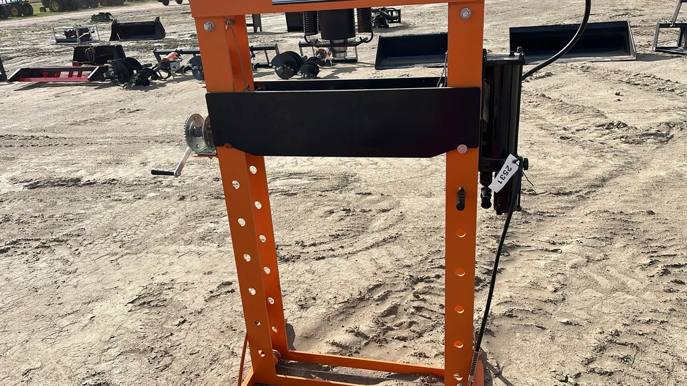 2531 - 50 Ton Air/Hydraulic Press