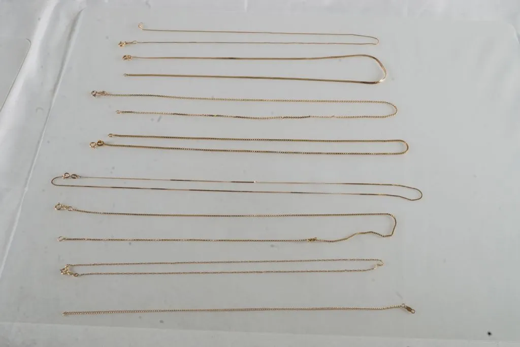 Lot of (8) 14k Yellow Gold Necklaces