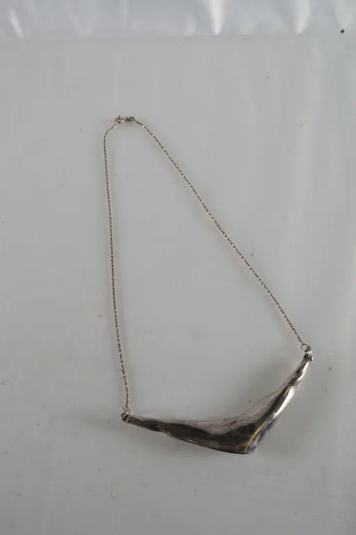 White Metal Necklace