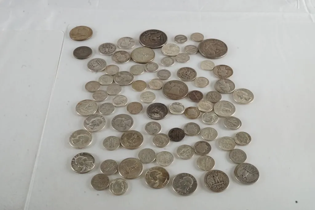 Lot of Assorted Currency