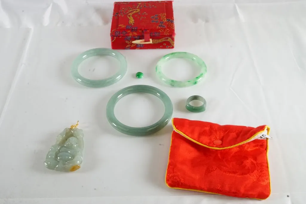 Lot of Assorted Jewelry
