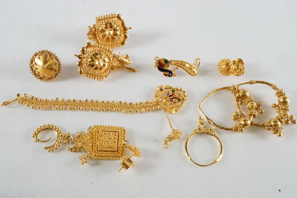 Lot of 22k Yellow Gold Jewelry