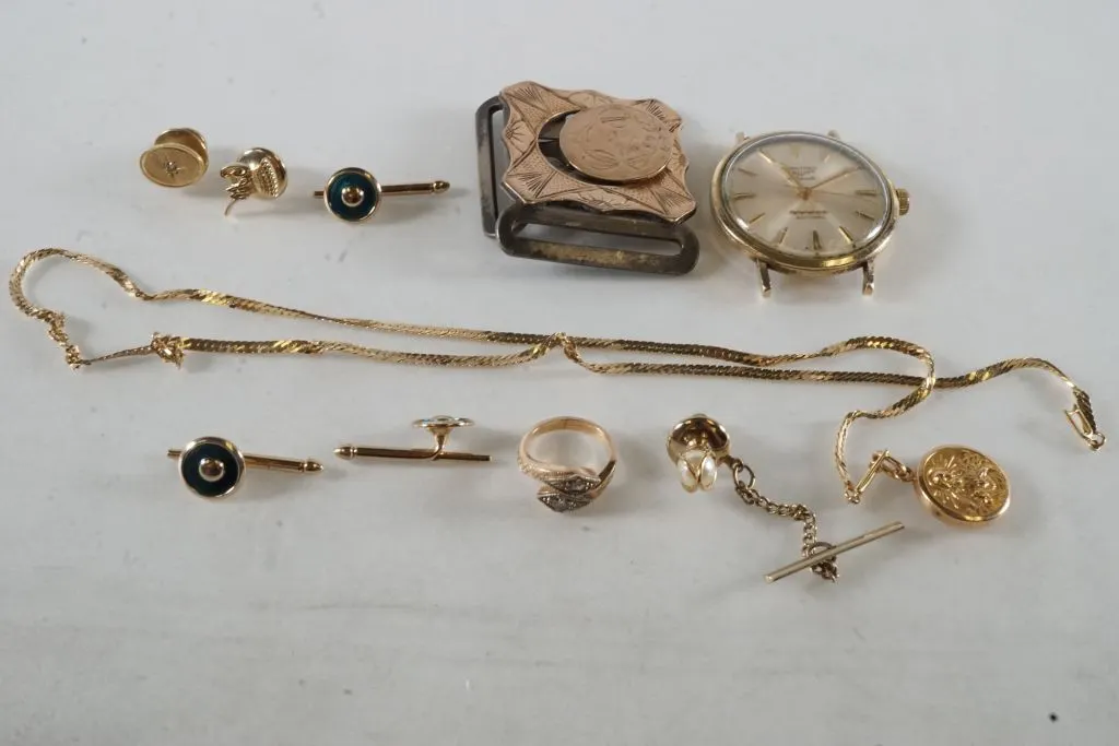 Lot of Assorted Jewelry