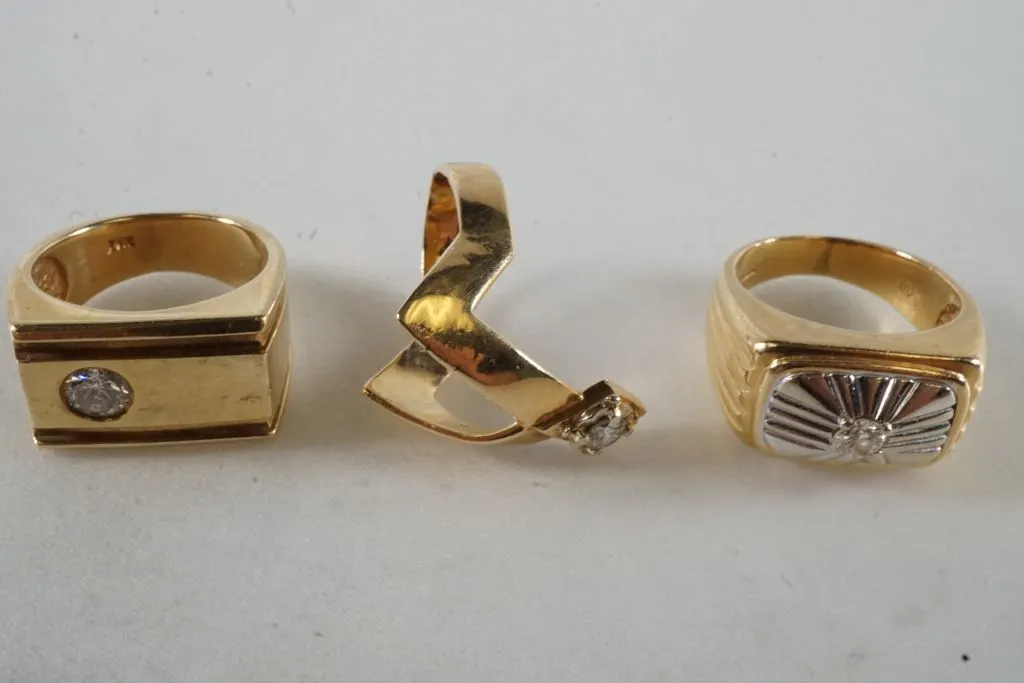 Lot of (3) 14k Yellow Gold Rings w/Diamonds