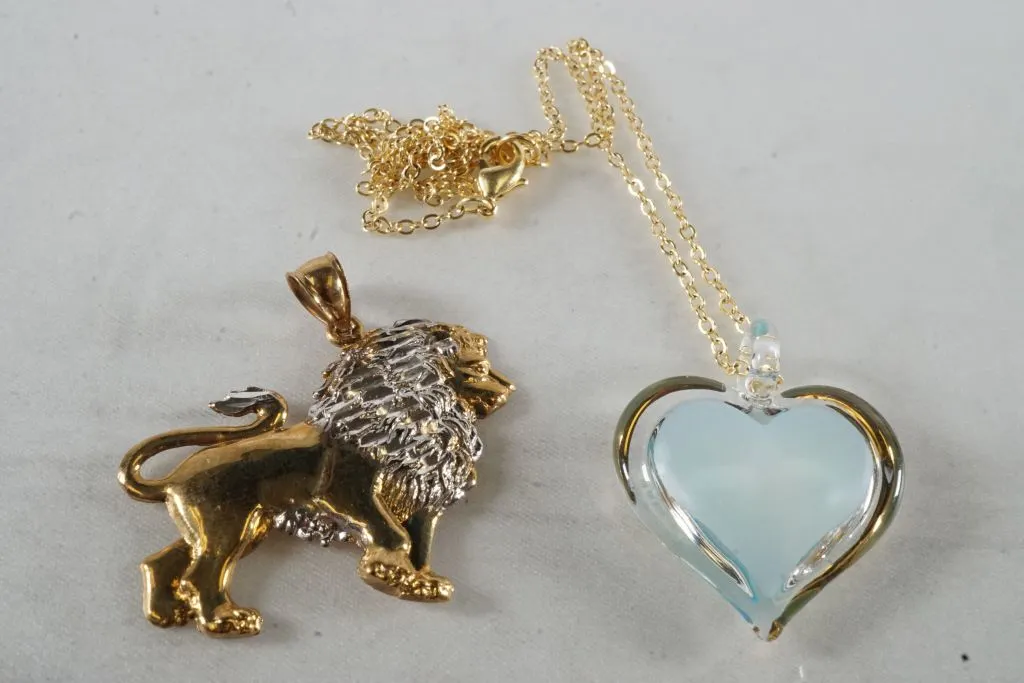 Lot of Assorted Jewelry