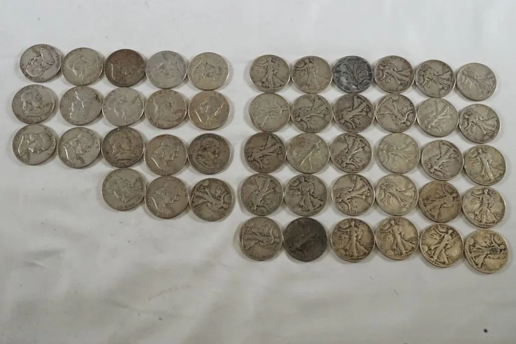 Lot of Assorted Currency