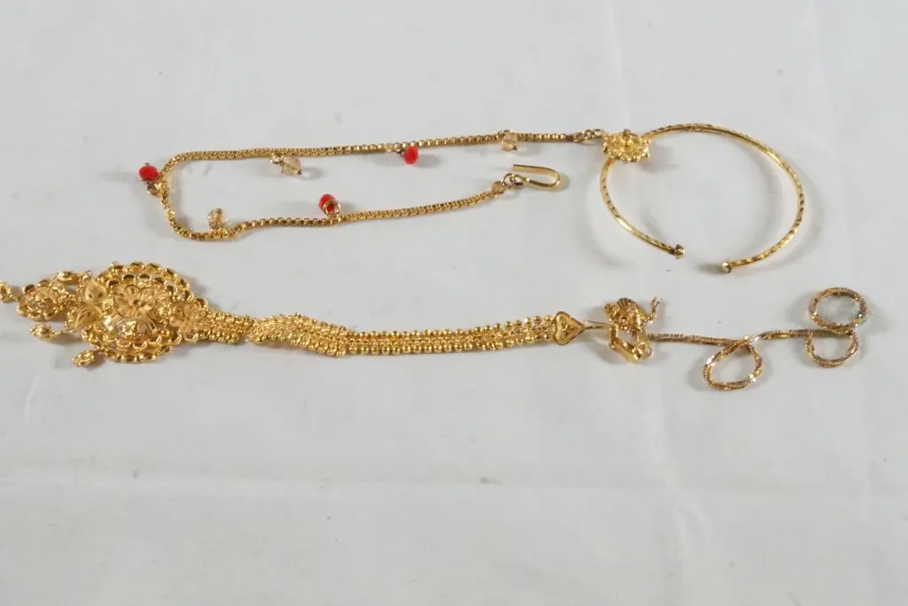 Lot of Assorted Jewelry