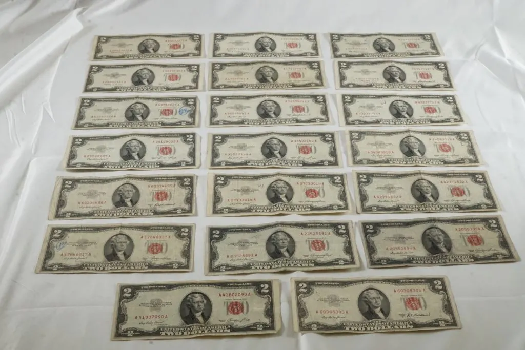 Lot of (20) 1953 $2 Bills w/Red Seals