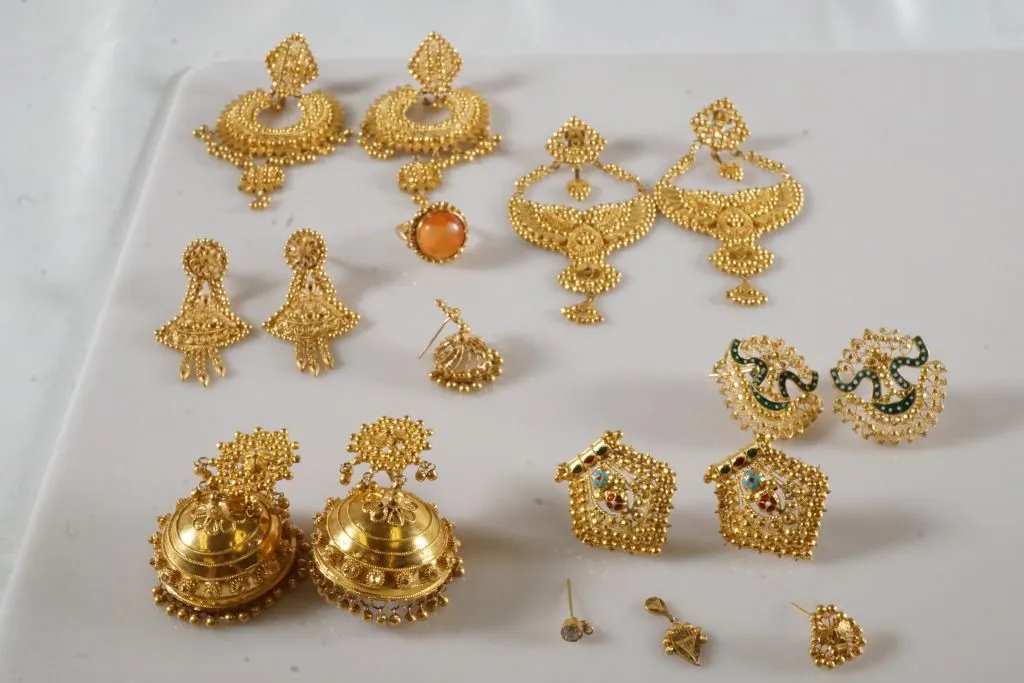 Lot of 14k Yellow Gold Jewelry