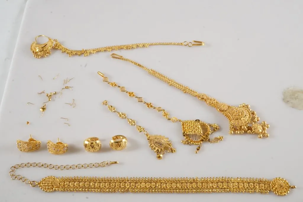 Lot of 14k Yellow Gold Jewelry