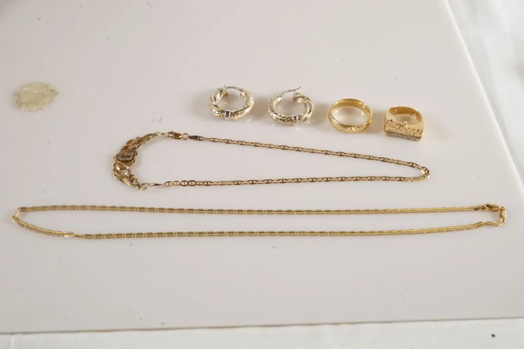 Lot of 14k Yellow Gold Jewelry